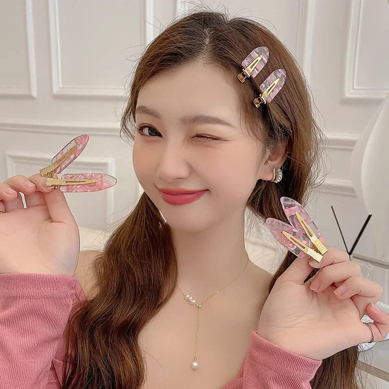 Sakura Seamless Hair Clip