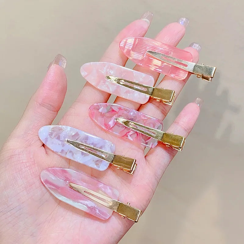Sakura Seamless Hair Clip