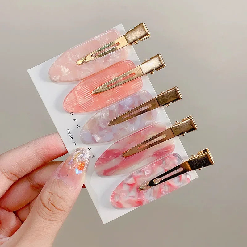 Sakura Seamless Hair Clip
