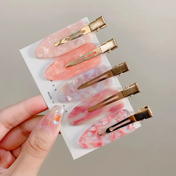 Sakura Seamless Hair Clip